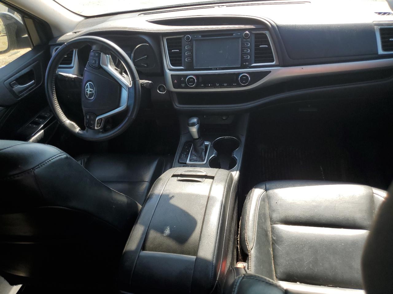 5TDKKRFH4FS045758 2015 Toyota Highlander Xle