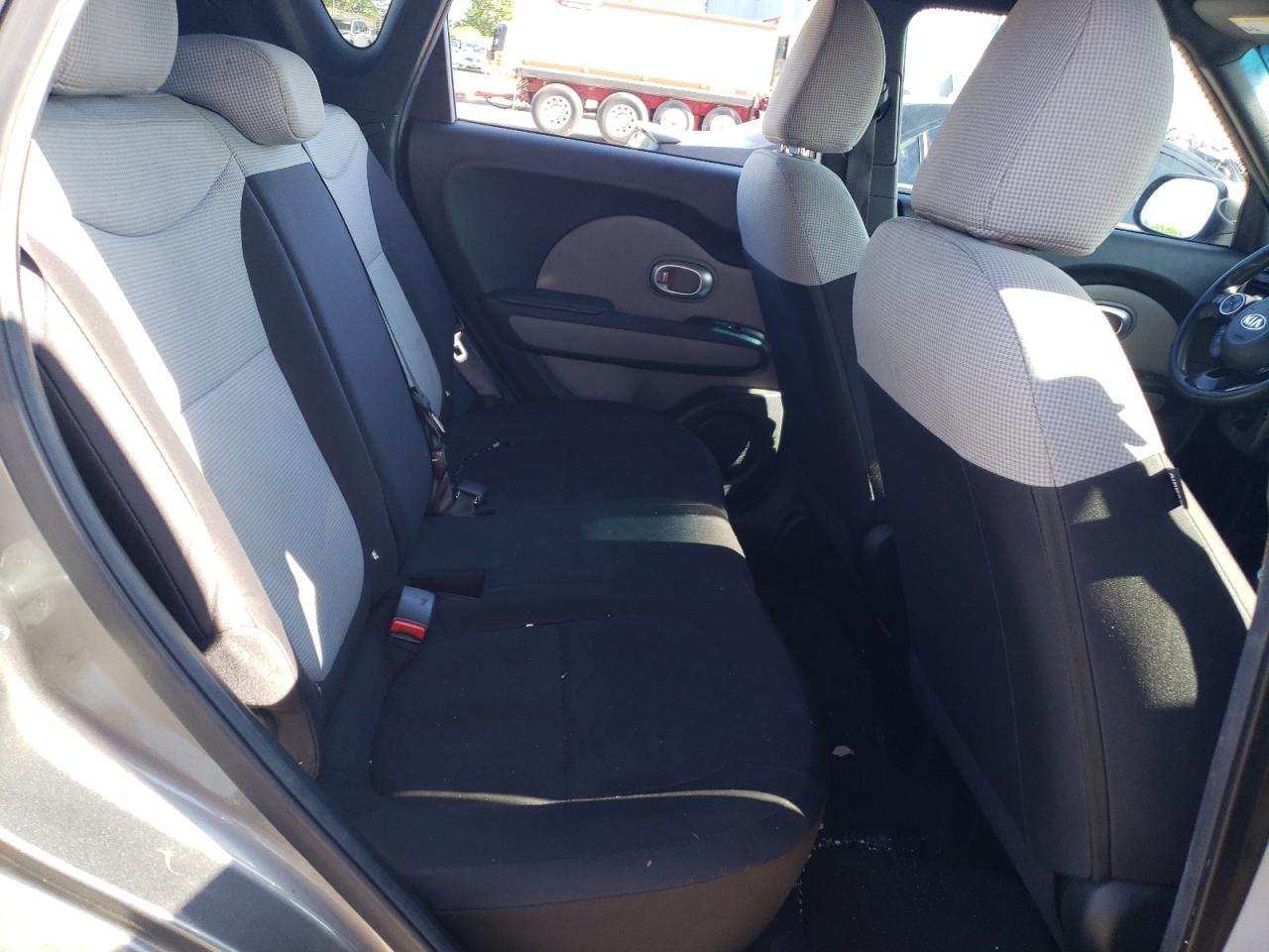 KNDJN2A2XF7222241 2015 Kia Soul