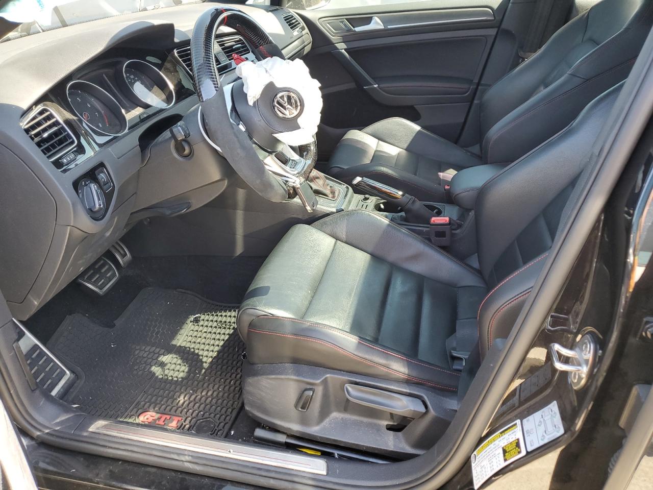 3VW447AU6JM297495 2018 Volkswagen Gti S/Se