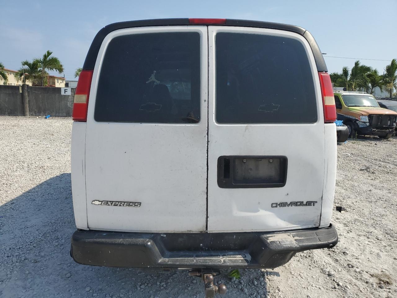 1GCGG25V461177020 2006 Chevrolet Express G2500