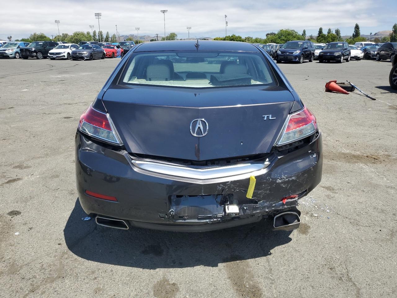 2013 Acura Tl vin: 19UUA8F22DA015641