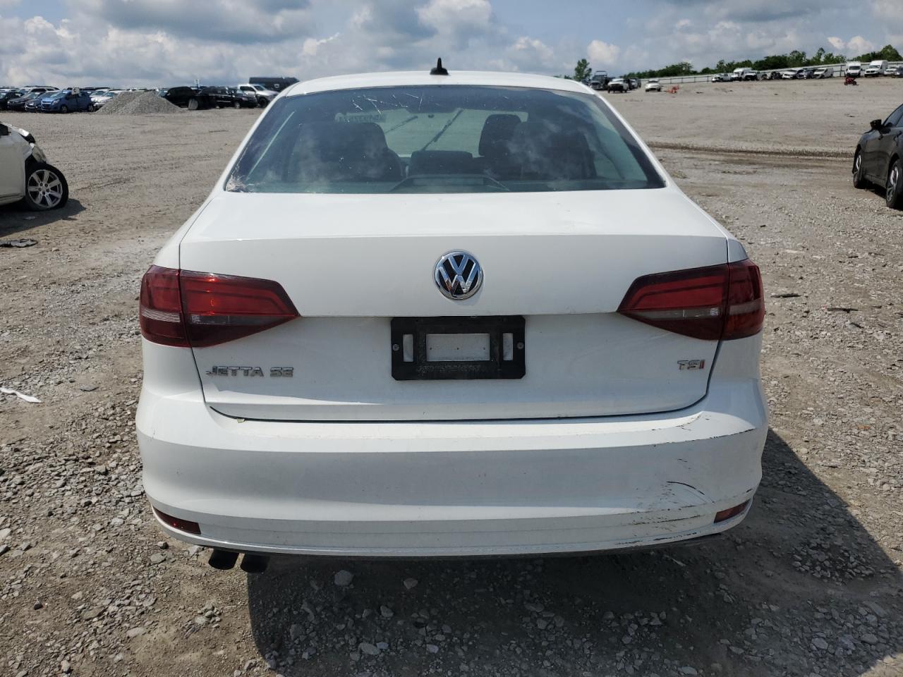 3VWD67AJ9GM261440 2016 Volkswagen Jetta Se