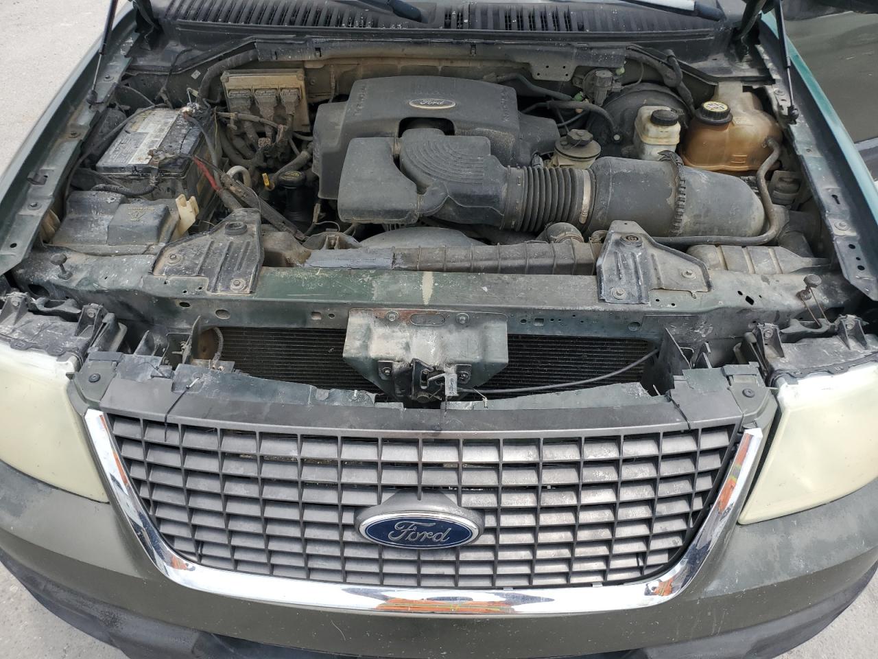 1FMFU15L04LA23124 2004 Ford Expedition Xlt