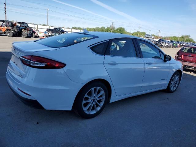 VIN 3FA6P0LU1KR205422 2019 Ford Fusion, SE no.3