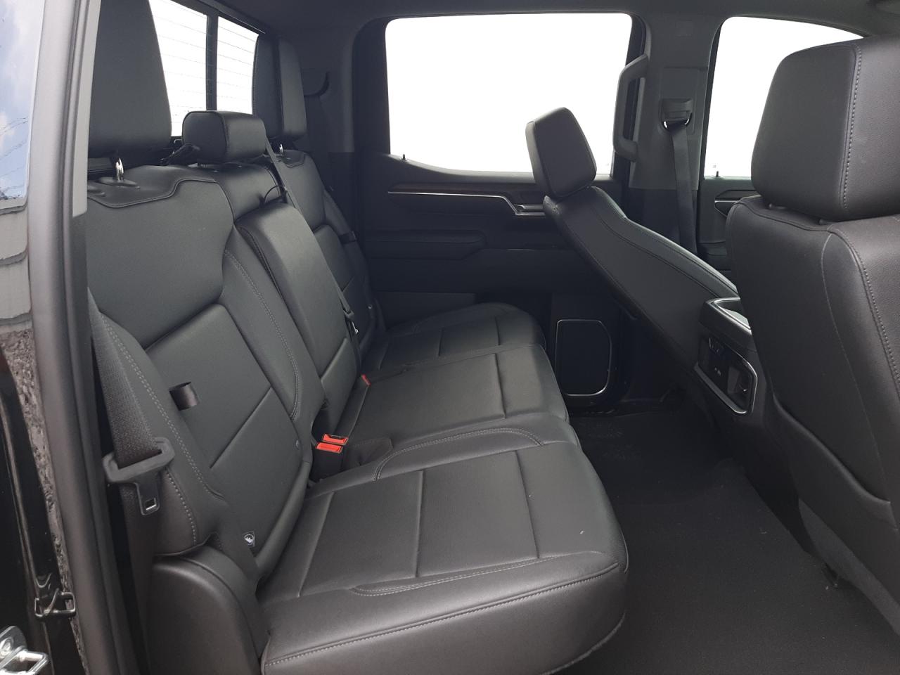 3GTUUDED2PG148570 2023 GMC Sierra K1500 Slt