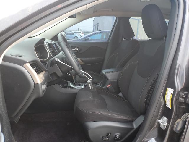 2017 Jeep Cherokee Latitude VIN: 1C4PJLCBXHW596477 Lot: 56829194