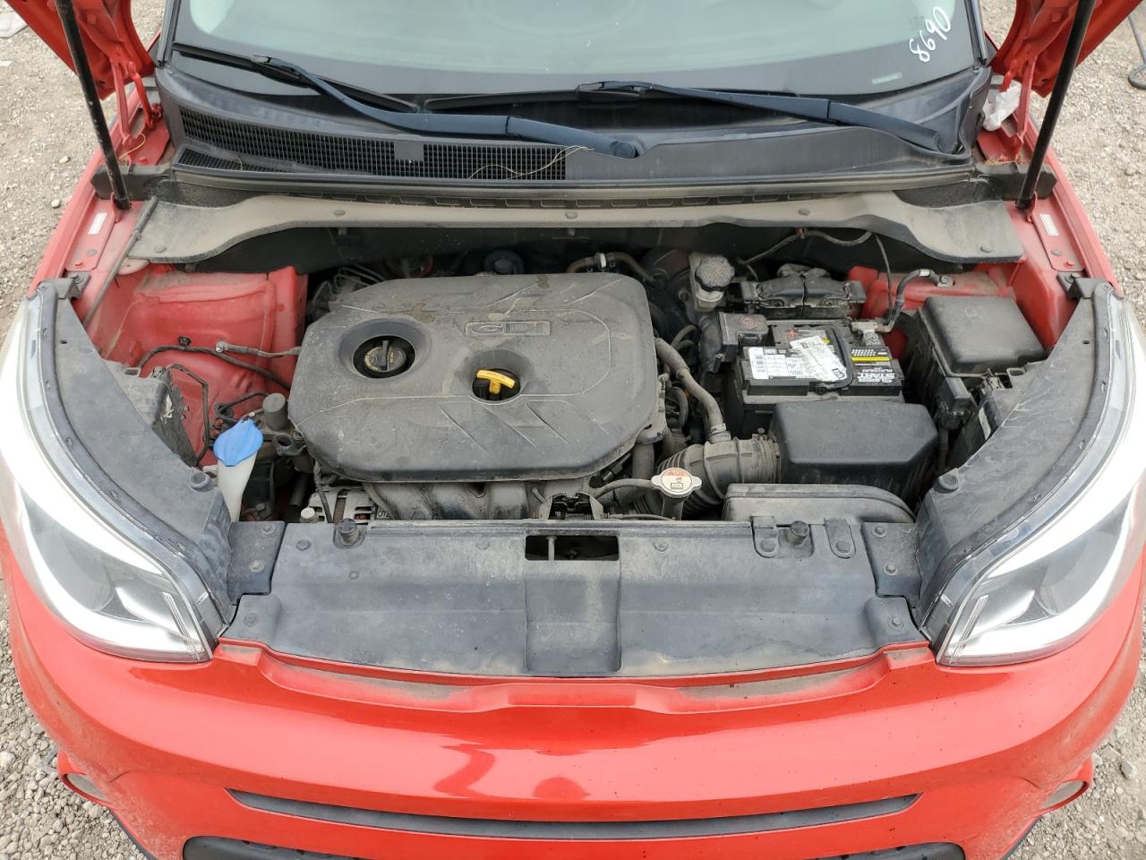 KNDJP3A55J7558690 2018 Kia Soul +