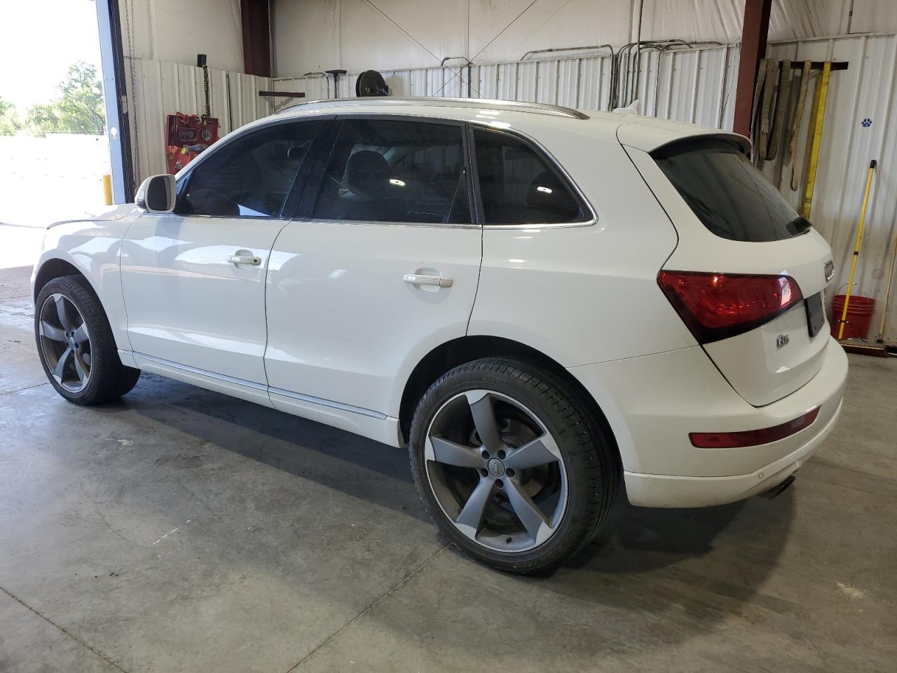 2013 Audi Q5 Premium Plus vin: WA1LFAFP8DA005821