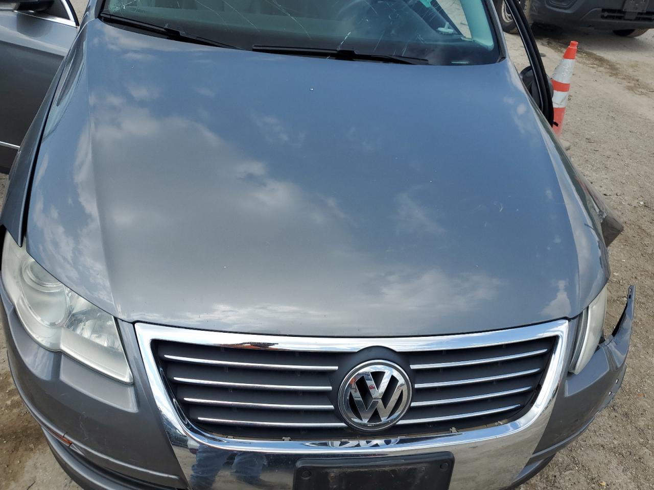 WVWAK93C08E085378 2008 Volkswagen Passat Komfort