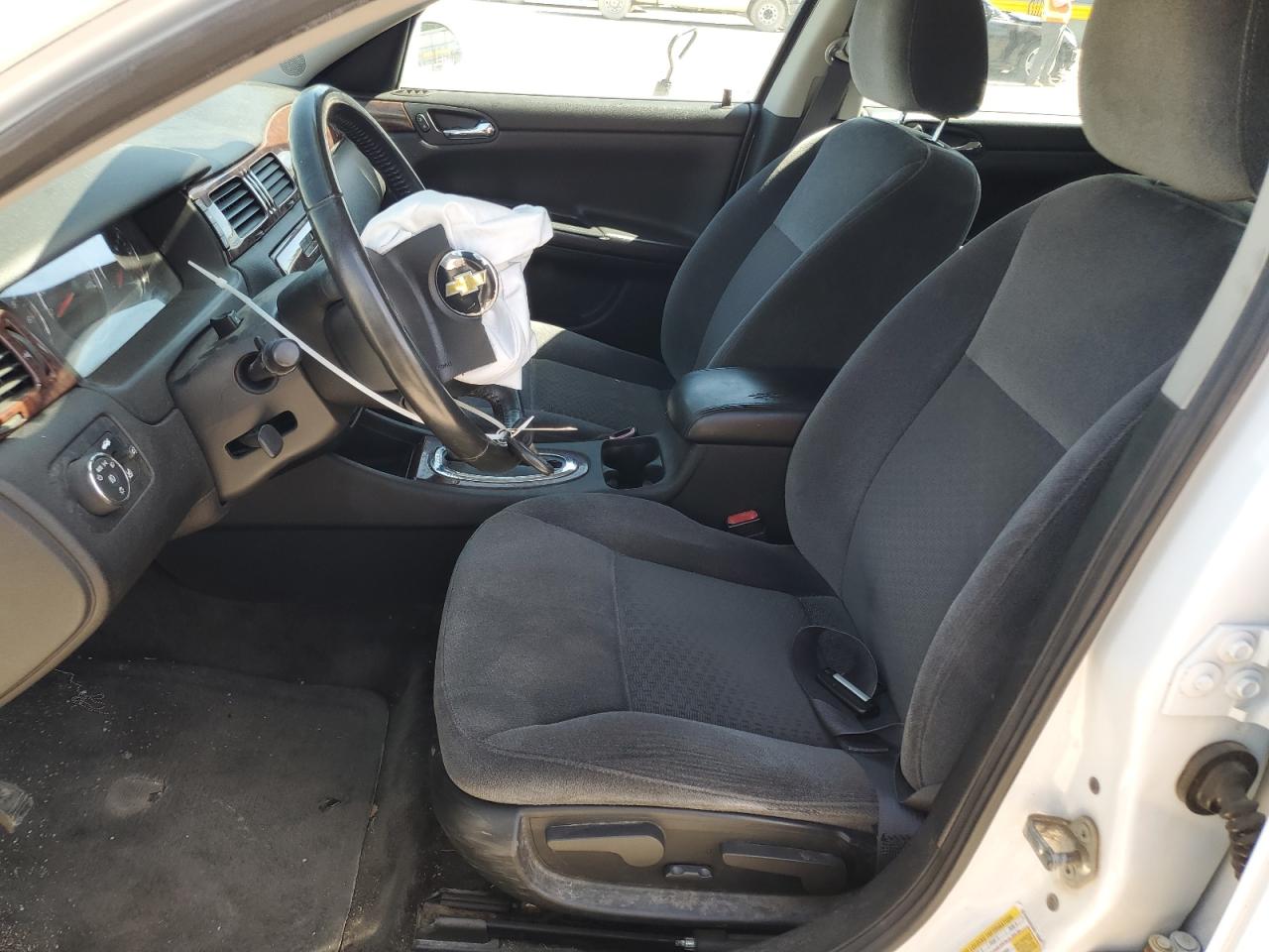 2G1WG5EK6B1156699 2011 Chevrolet Impala Lt