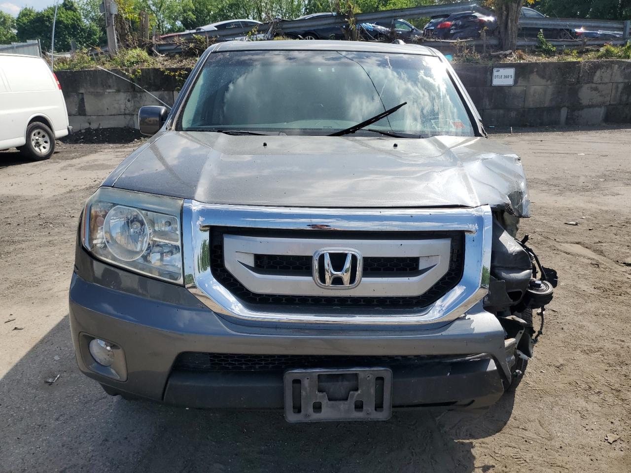 5FNYF4H53BB032356 2011 Honda Pilot Exl