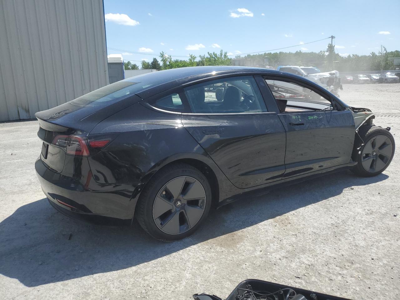 Lot #2989217699 2023 TESLA MODEL 3