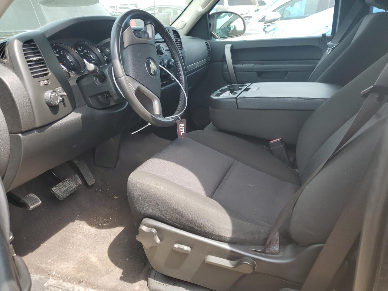 1GCSKSE30AZ119598 2010 Chevrolet Silverado K1500 Lt