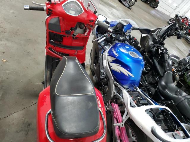 2018 VESPA GTS 300 SU ZAPMA39L2J5200247