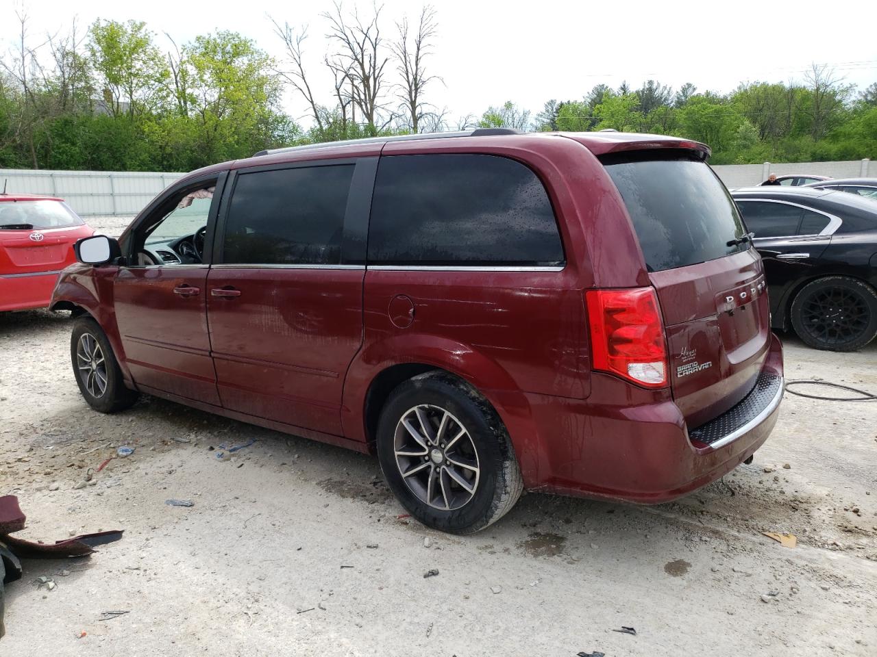 2C4RDGCG7HR824351 2017 Dodge Grand Caravan Sxt