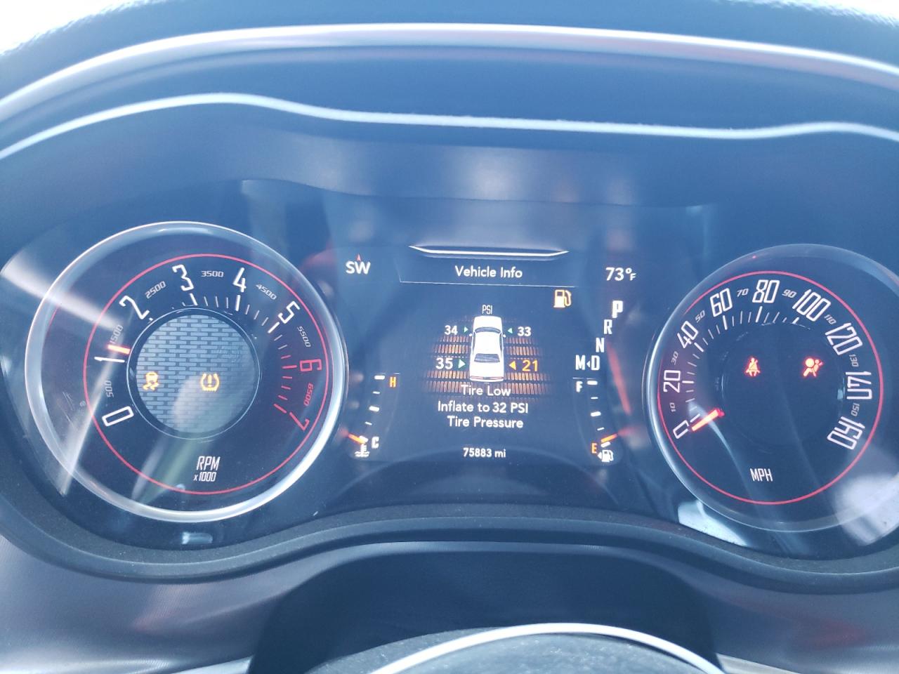 2C3CDZBT1KH573733 2019 Dodge Challenger R/T