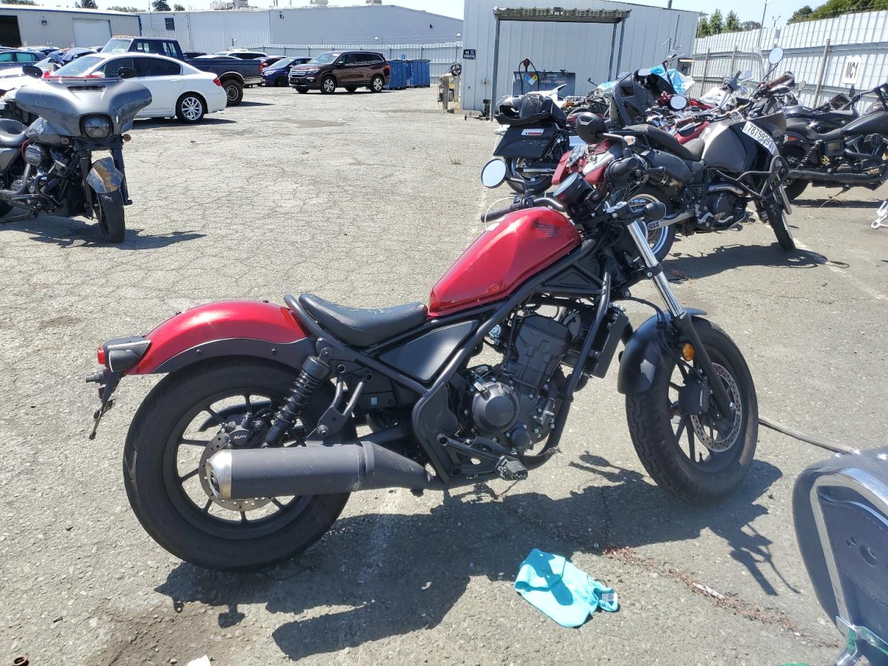 MLHNC5350P5600755 HONDA CMX300 A 2023