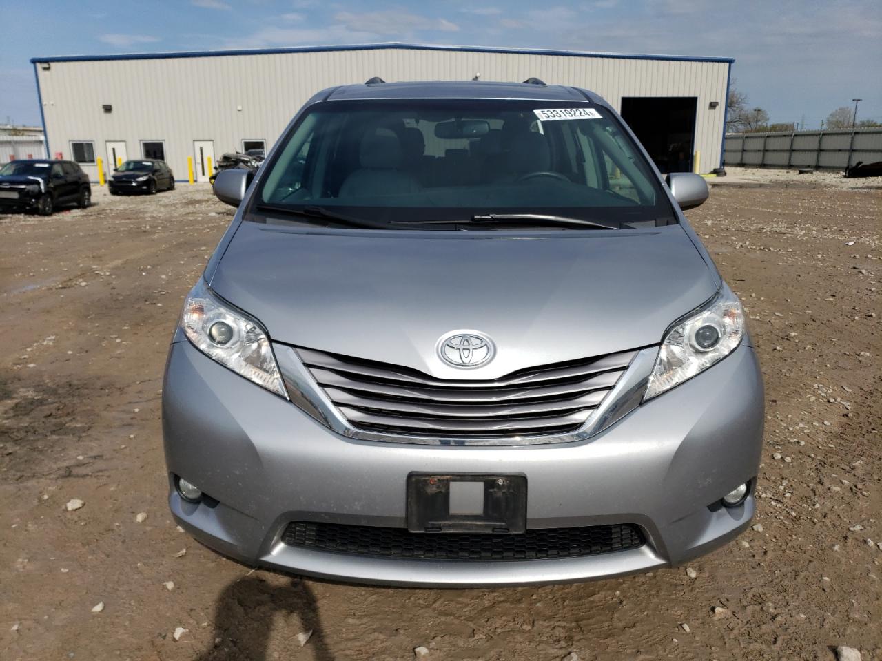 5TDDZ3DC5HS162616 2017 Toyota Sienna Xle