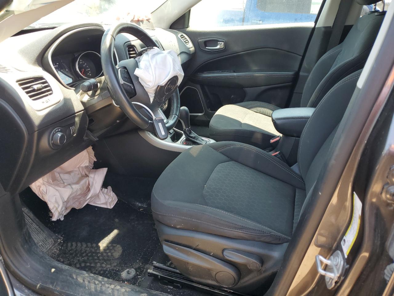 3C4NJDAB4KT703357 2019 Jeep Compass Sport