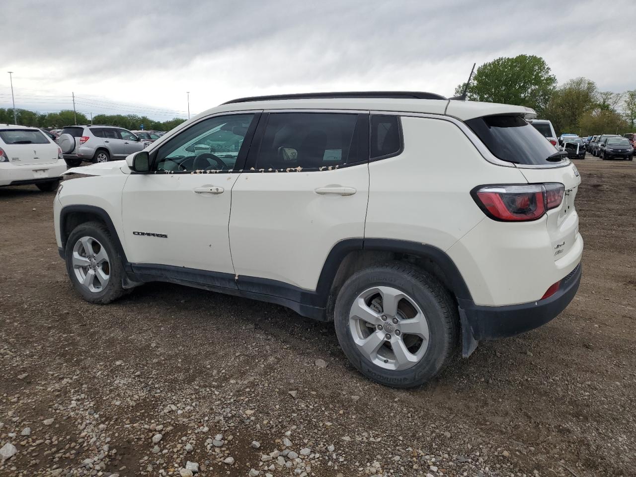 2019 Jeep Compass Latitude vin: 3C4NJDBB0KT656164