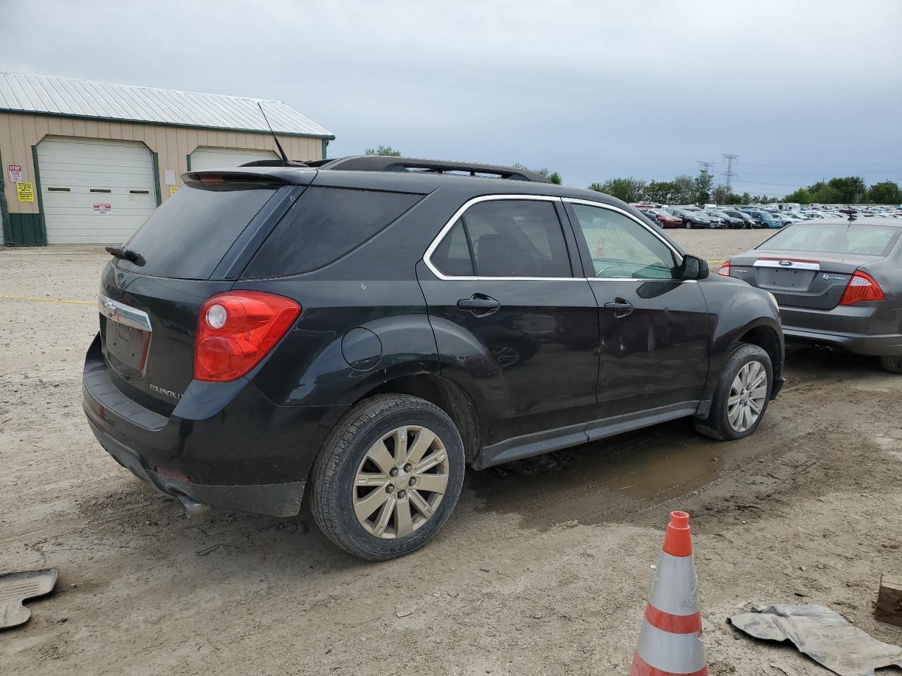 2CNFLEE50B6326177 2011 Chevrolet Equinox Lt