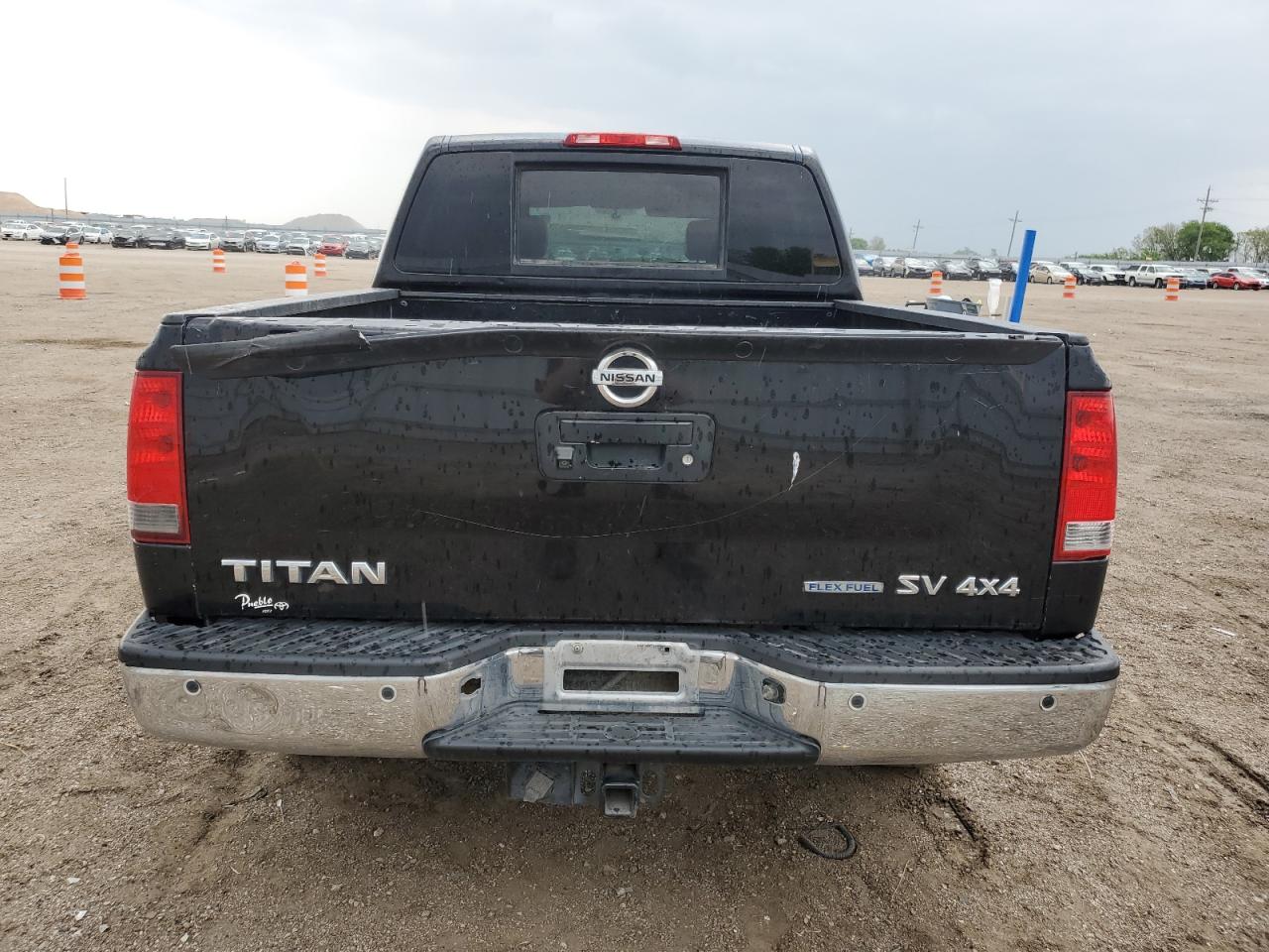 1N6BA0EC7EN510992 2014 Nissan Titan S