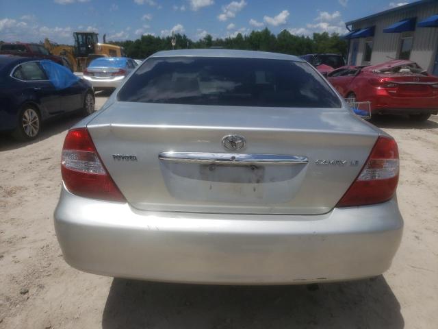 2004 Toyota Camry Le VIN: 4T1BE32K44U371392 Lot: 56157474