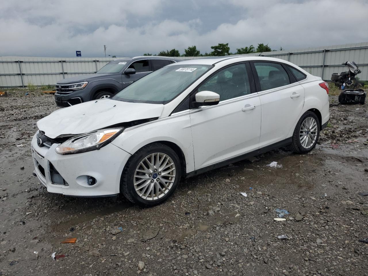 1FAHP3H26CL357293 2012 Ford Focus Sel