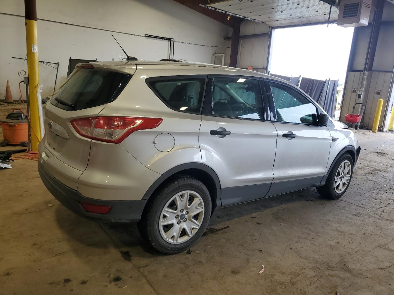 1FMCU0F79EUD13615 2014 Ford Escape S