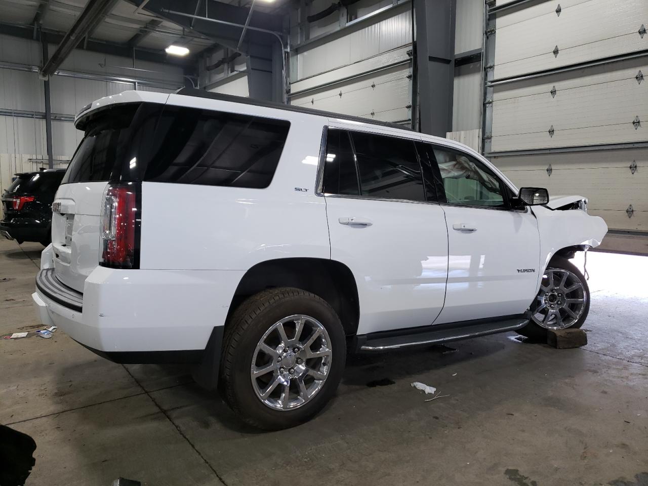 2017 GMC Yukon Slt vin: 1GKS2BKC4HR109501