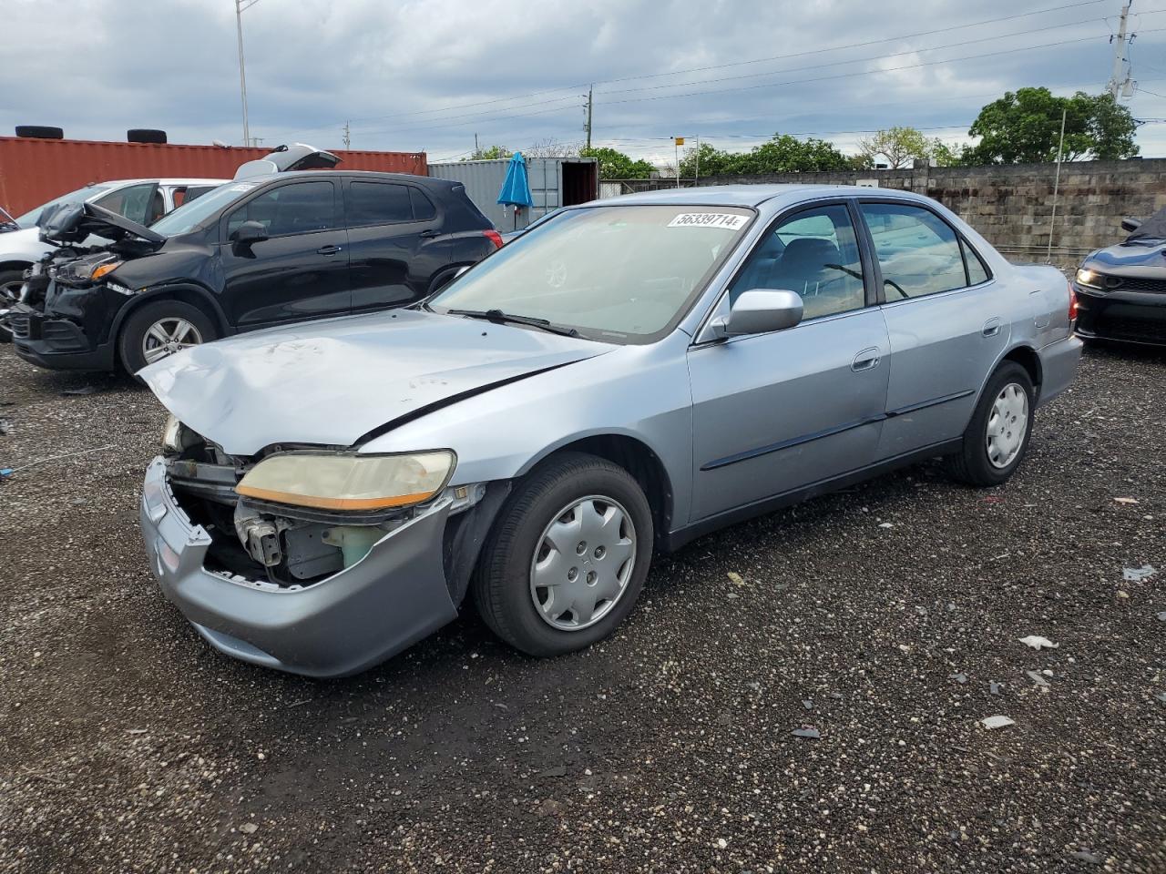 1HGCG5640YA101885 2000 Honda Accord Lx