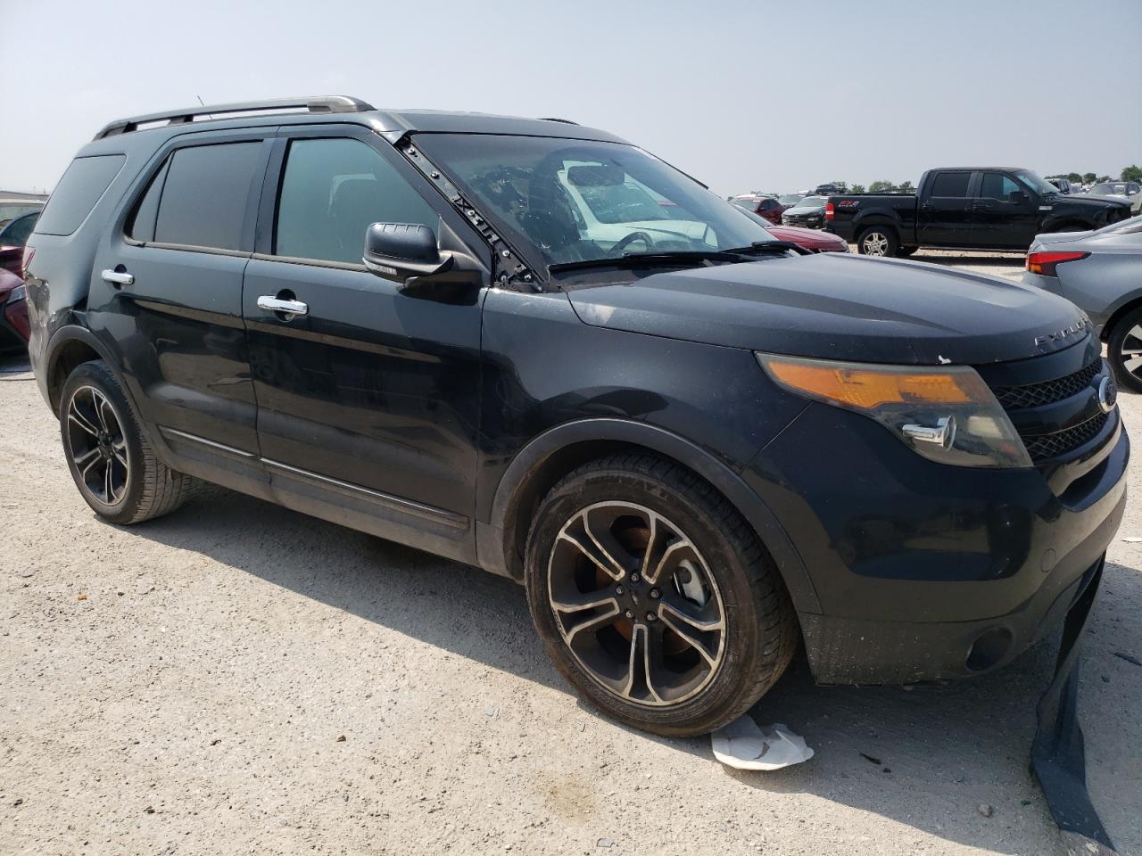 2013 Ford Explorer Sport vin: 1FM5K8GT5DGB38835