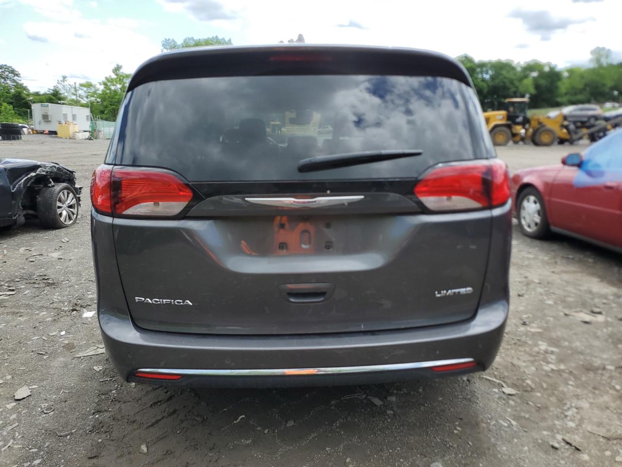 2C4RC1GG7KR630016 2019 Chrysler Pacifica Limited