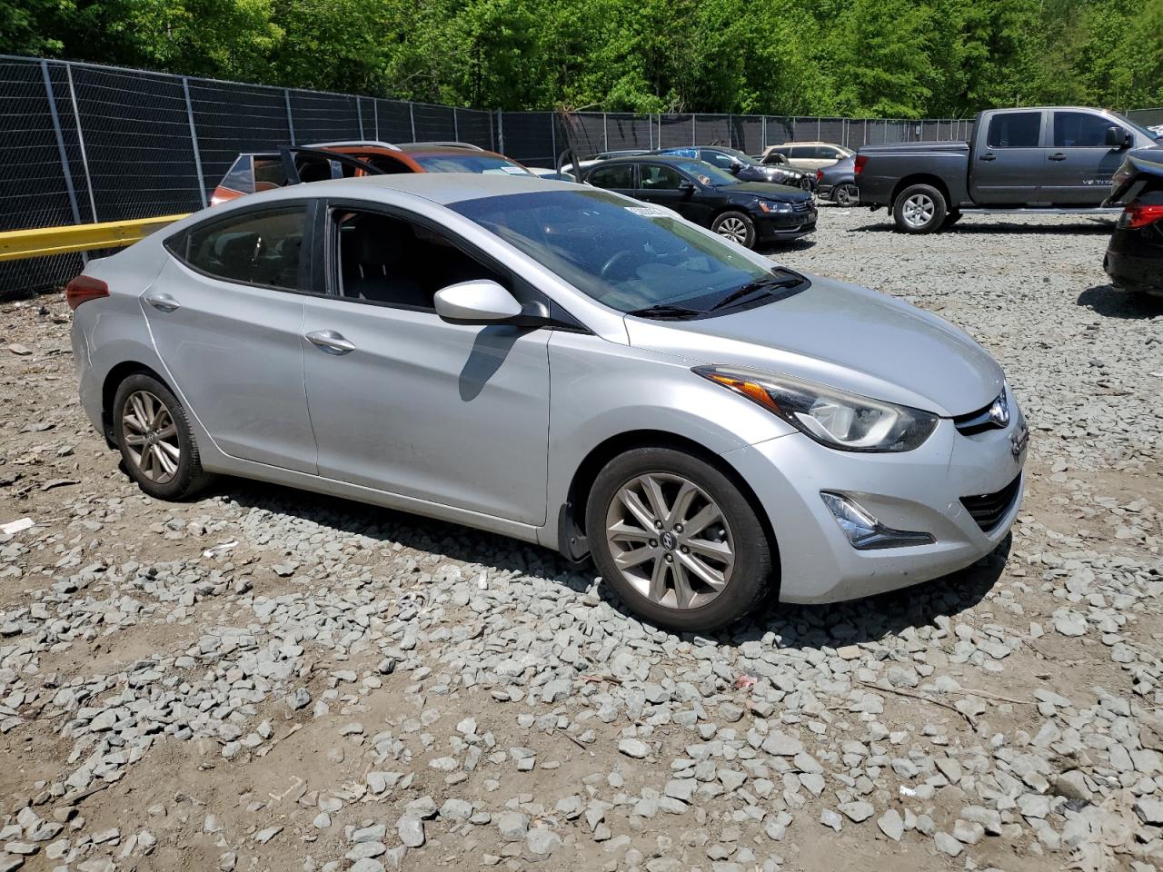 KMHDH4AE6GU587329 2016 Hyundai Elantra Se