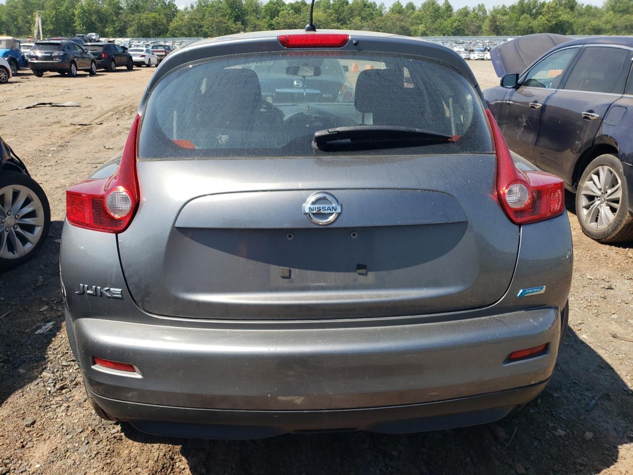 2013 Nissan Juke S vin: JN8AF5MR7DT221466