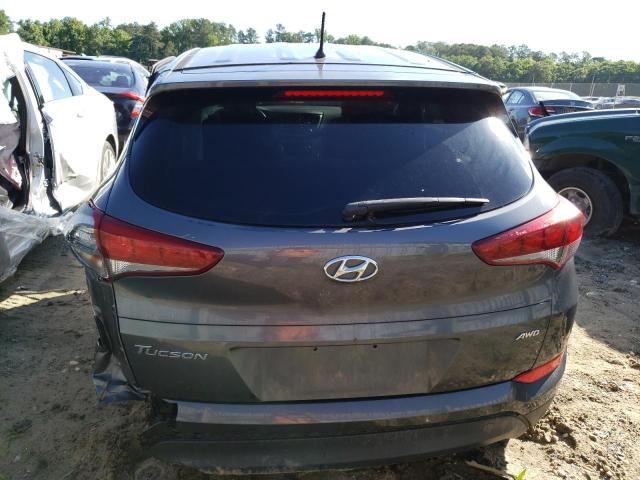 KM8J2CA45JU806617 2018 Hyundai Tucson Se