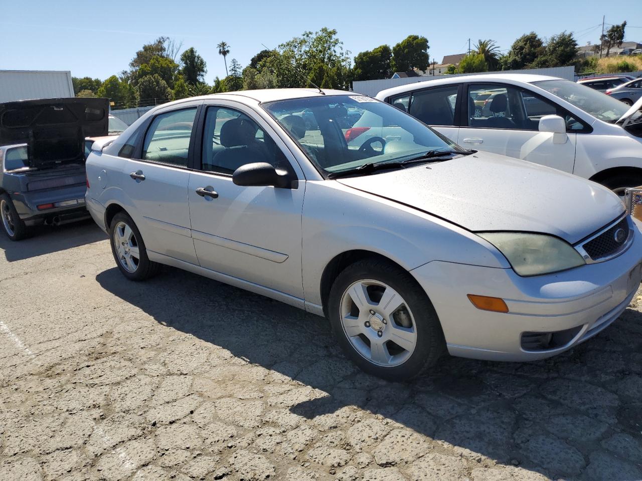 1FAHP34N95W273390 2005 Ford Focus Zx4