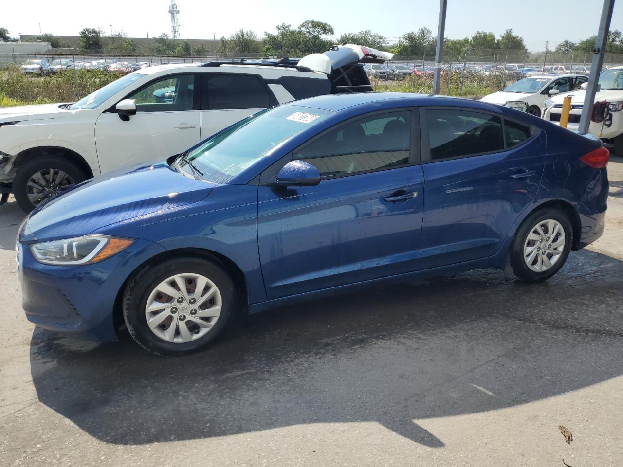 2017 Hyundai Elantra Se vin: 5NPD74LF5HH082455