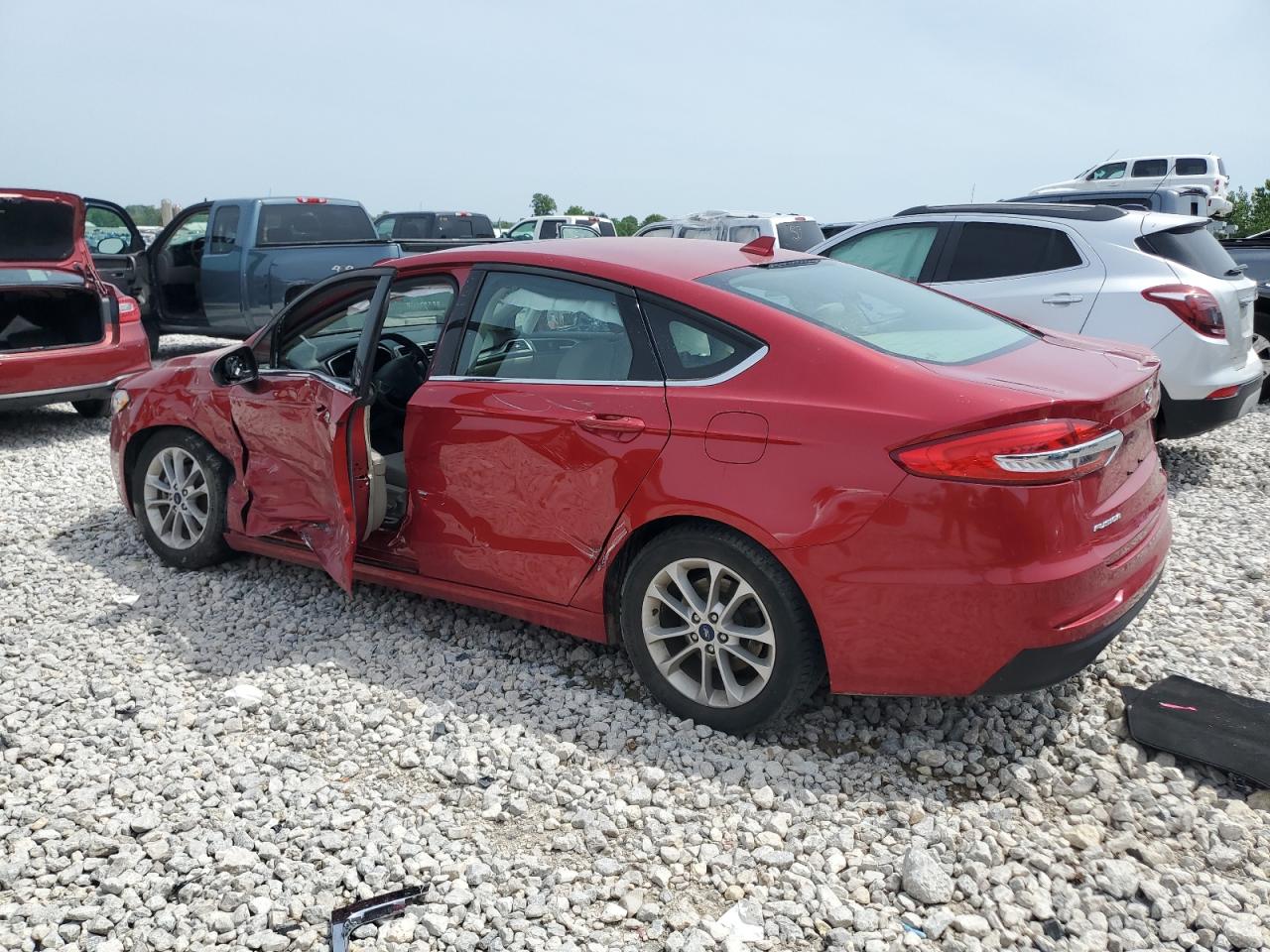 3FA6P0HD0LR109727 2020 Ford Fusion Se