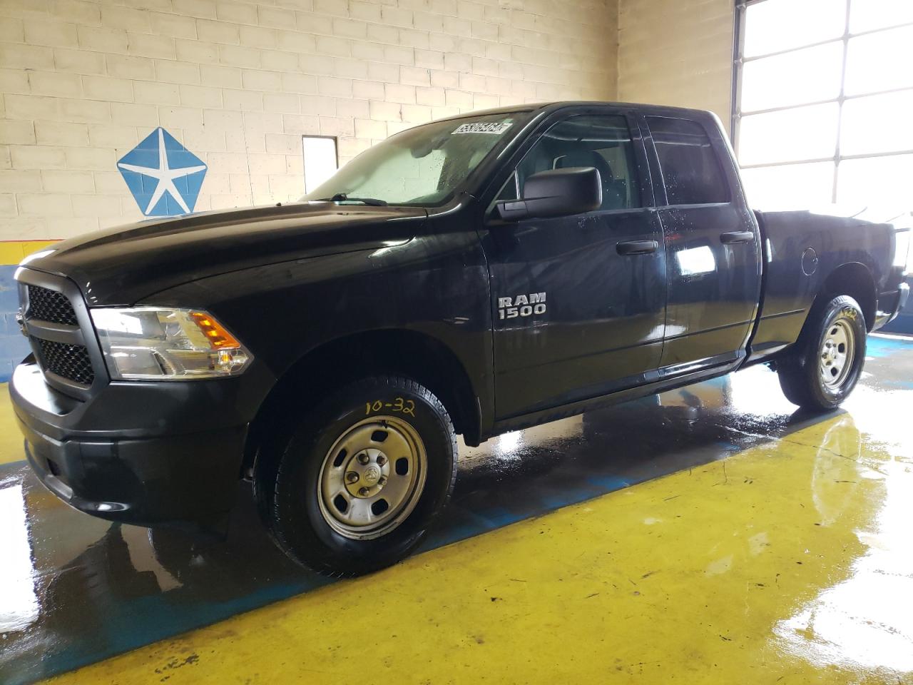 1C6RR7FG7JS248320 2018 Ram 1500 St