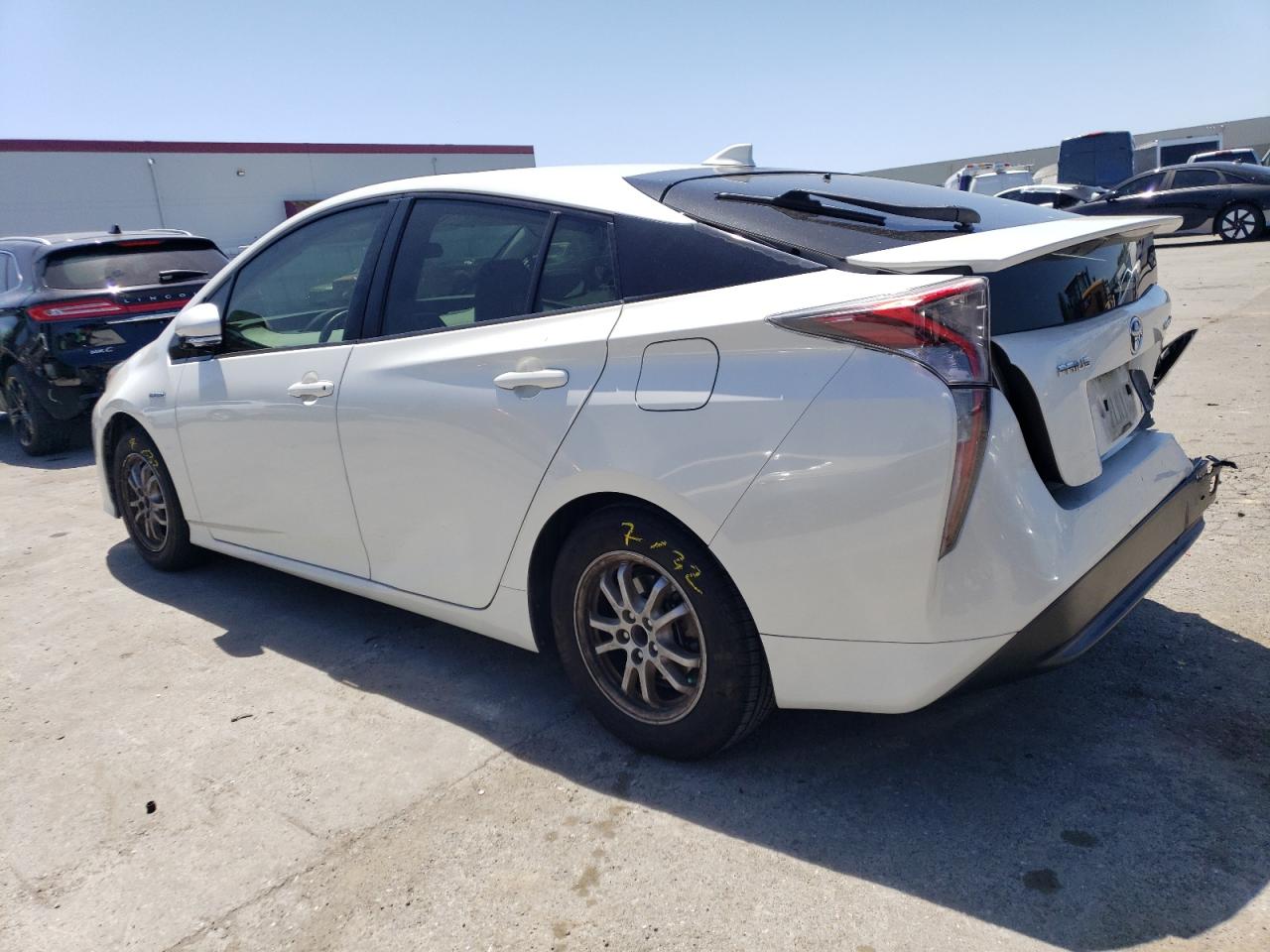 2017 Toyota Prius vin: JTDKARFU4H3536593