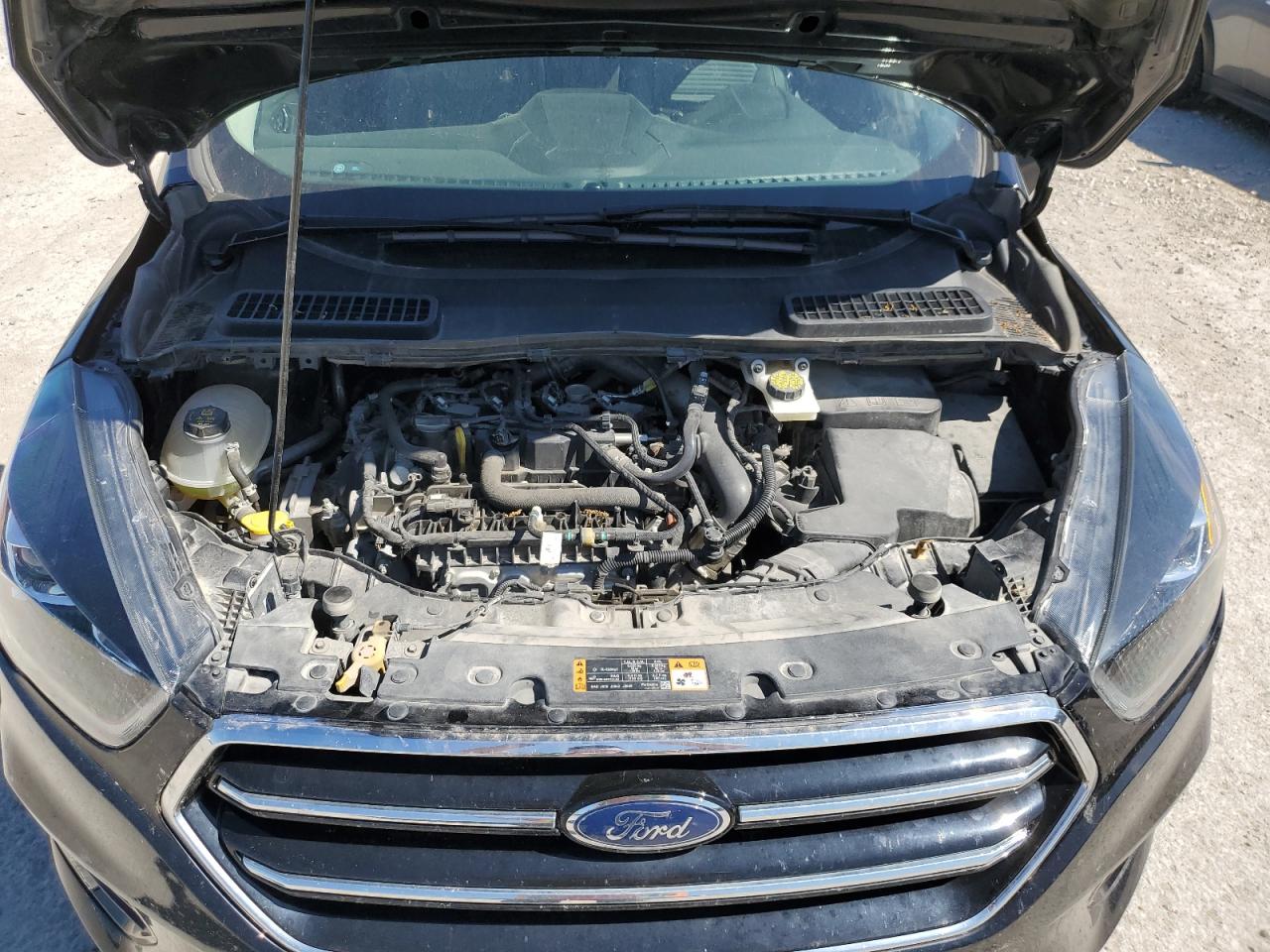 1FMCU9GD5KUB78430 2019 Ford Escape Se