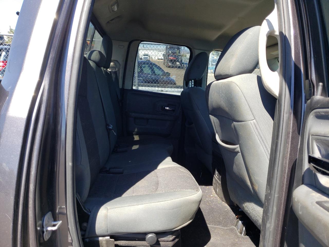 1C6RR7GT8ES400221 2014 Ram 1500 Slt