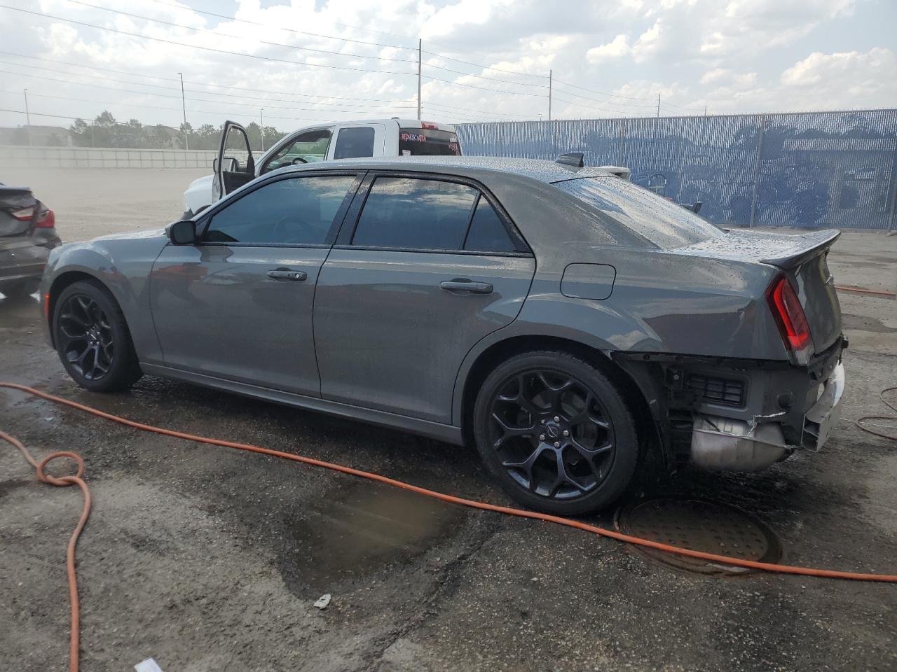 2C3CCABT6KH679342 2019 Chrysler 300 S