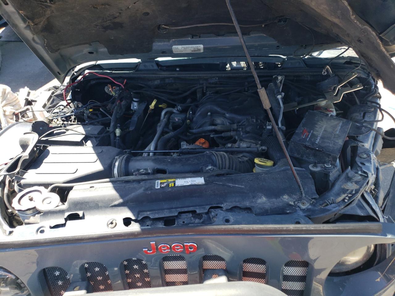 1C4BJWFG0FL694709 2015 Jeep Wrangler Unlimited Rubicon