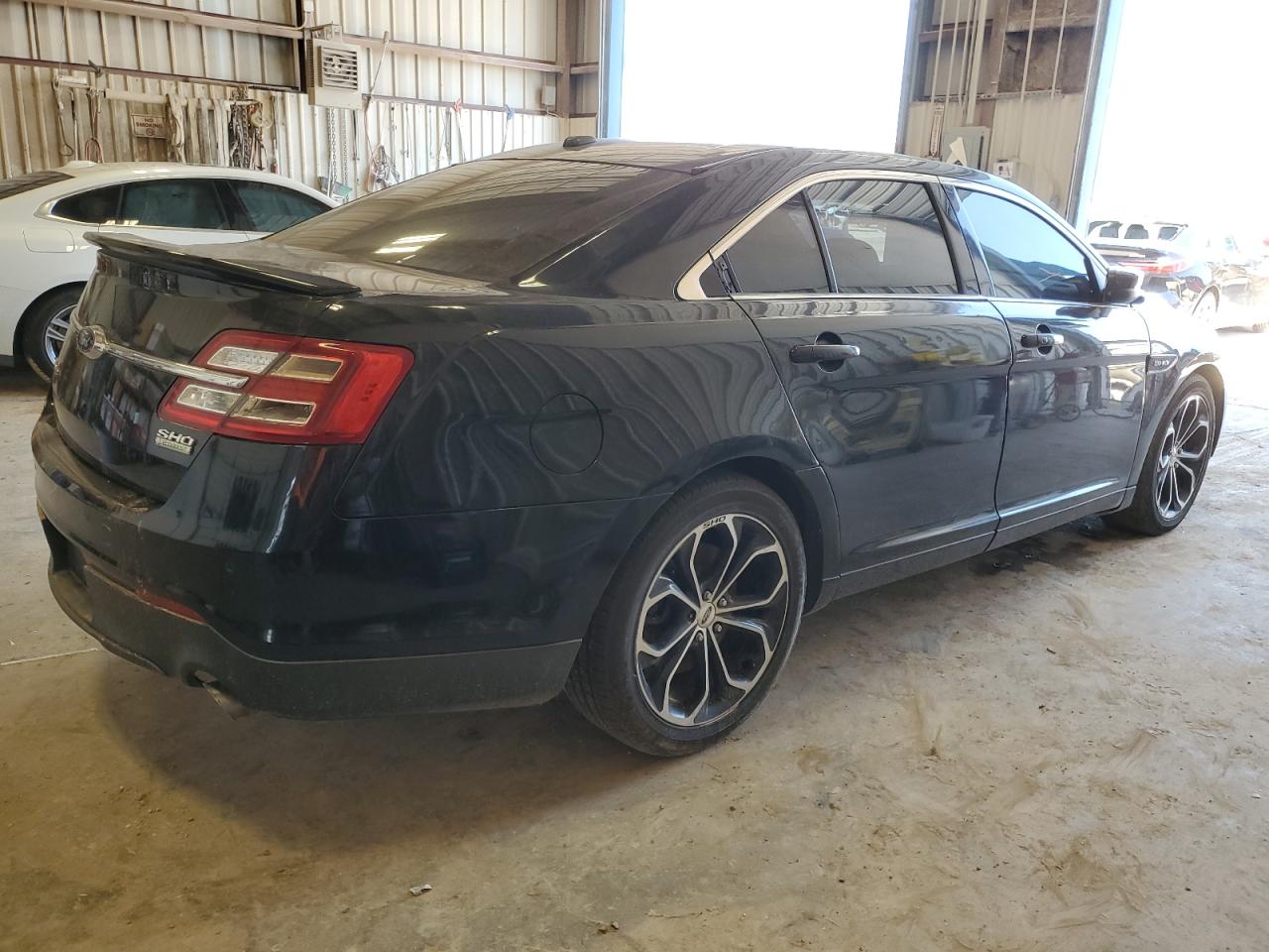 2015 Ford Taurus Sho vin: 1FAHP2KTXFG131489