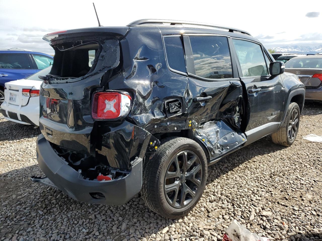 ZACCJBBBXJPH57696 2018 Jeep Renegade Latitude