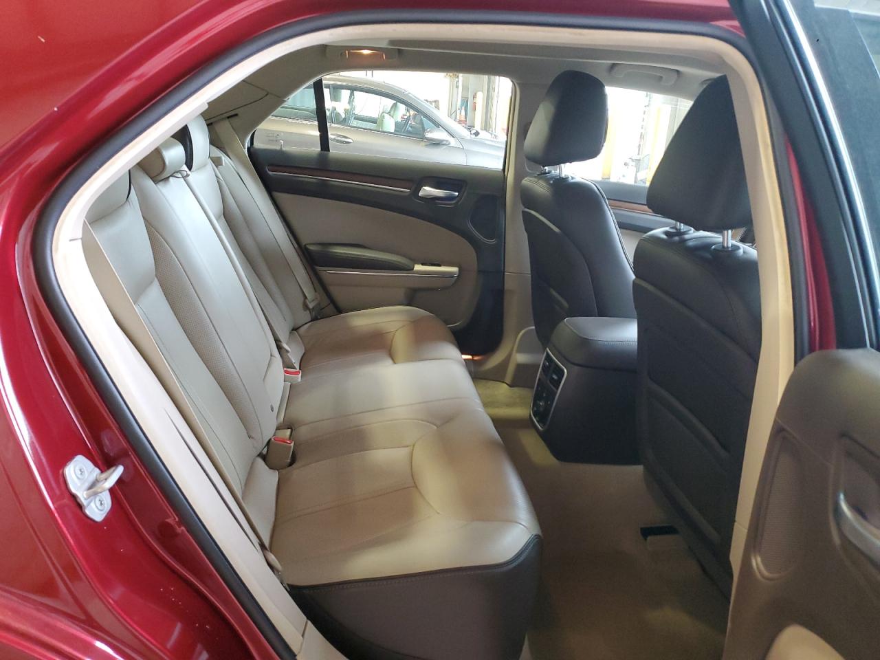 2C3CCAPT3DH565004 2013 Chrysler 300C Luxury