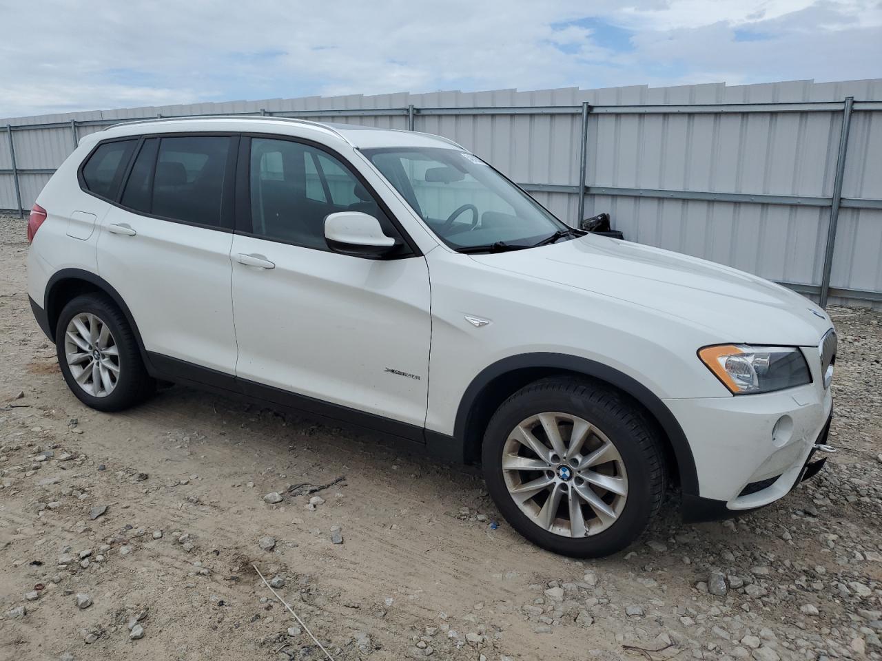 5UXWX9C59E0D24994 2014 BMW X3 xDrive28I