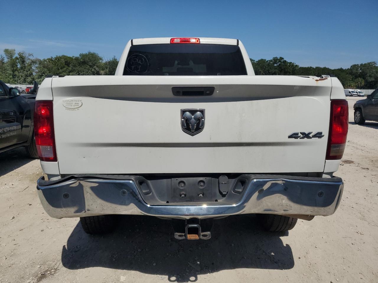 2018 Ram 2500 St vin: 3C6UR5CL6JG416830